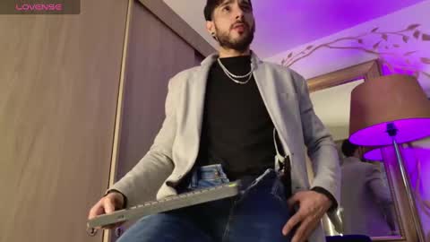 Snapshot of yulianpereira25 chatting on February 2025 07:24:02 AM yulian 2811 online show from February 2025 07:24:02 AM