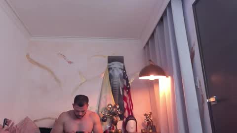 yulian 2811 online show from February 2026 02:21:01 AM