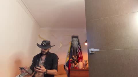 yulian 2811 online show from March 2026 04:51:02 AM