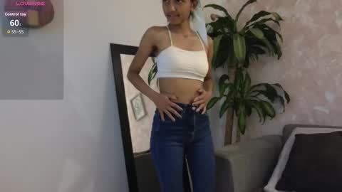 yuliethpetite online show from March 2026 11:15:01 AM