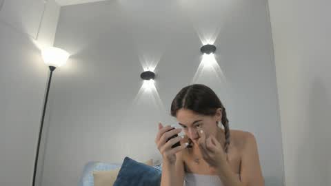 yulievans online show from January 2025 02:40:02 AM