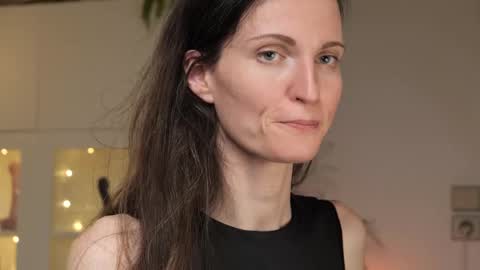 yulla dao online show from February 2025 07:49:01 PM