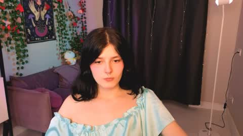 Yumi online show from April 2026 01:52:01 PM