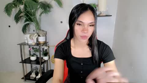 Snapshot of yumiexx chatting on August 2026 02:53:01 PM CALL ME YUMLEXX online show from August 2026 02:53:01 PM