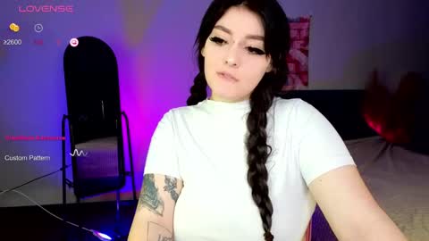 YumemiyaYumi online show from February 2025 10:21:02 PM