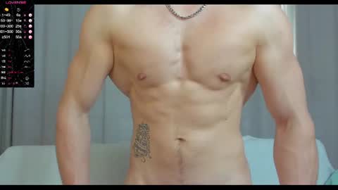 Snapshot of yummmy_dick_ chatting on June 2026 12:03:02 PM STUD online show from June 2026 12:03:02 PM
