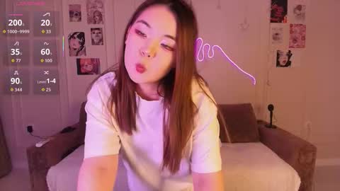 Yumi online show from November 2025 10:09:02 PM