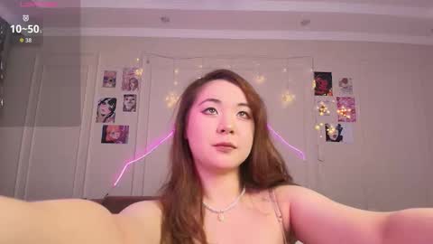 Yumi online show from December 2025 09:34:02 PM