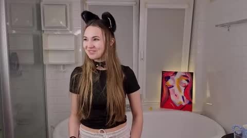 Emily online show from February 2026 05:17:02 PM