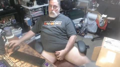Snapshot of yummyflguy chatting on June 2026 05:24:02 PM yummyflguy online show from June 2026 05:24:02 PM