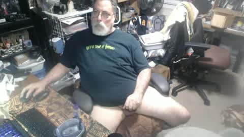 Snapshot of yummyflguy chatting on June 2026 07:04:02 PM yummyflguy online show from June 2026 07:04:02 PM