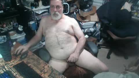 Snapshot of yummyflguy chatting on June 2026 06:12:01 PM yummyflguy online show from June 2026 06:12:01 PM