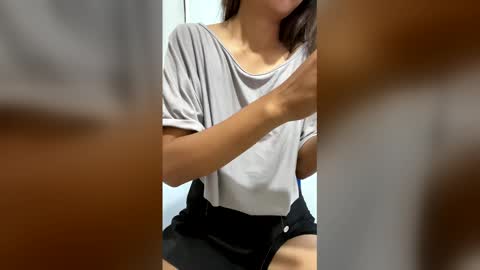 Snapshot of yummypinay000 chatting on April 2026 12:11:02 AM yummypinay000 online show from April 2026 12:11:02 AM