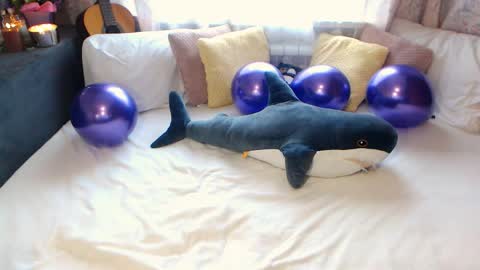 yuna_jin online show from March 2026 01:11:01 PM