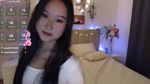 Snapshot of yuna_kovale chatting on September 2025 10:13:01 PM Yuna online show from September 2025 10:13:01 PM