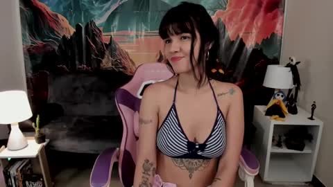 Yuna online show from October 2025 03:01:02 PM