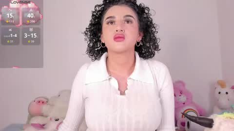 Snapshot of yunahott_ chatting on May 2026 04:32:02 AM yunahott_ online show from May 2026 04:32:02 AM