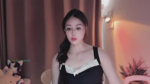 YunEr online show from June 2026 03:09:02 AM