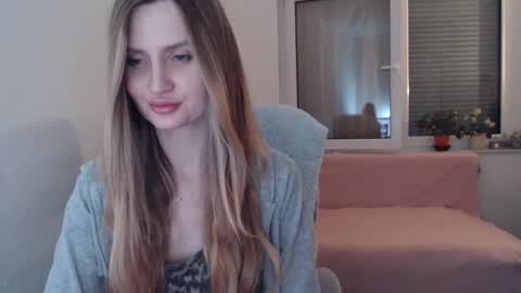 Snapshot of yungflora chatting on April 2026 10:22:02 PM Berry online show from April 2026 10:22:02 PM