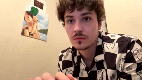 yungstudbev online show from November 2025 01:48:02 AM