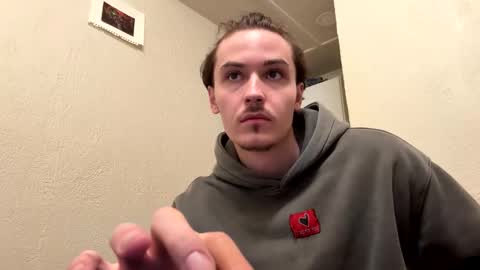 yungstudbev online show from January 2026 02:36:02 AM