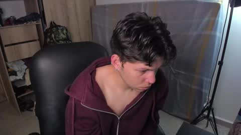 yurii_moody online show from February 2025 01:10:01 AM