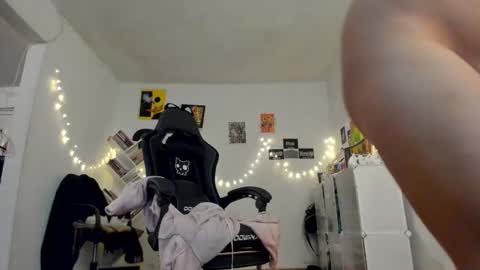 paola online show from February 2025 04:50:02 AM