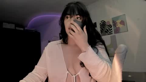 paola online show from April 2026 12:16:02 AM