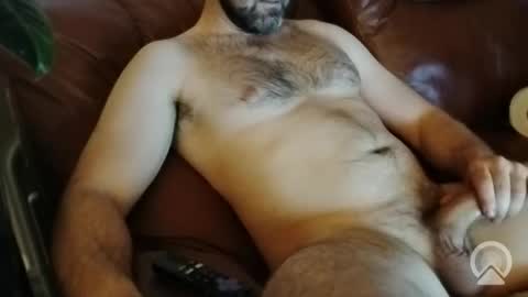 Snapshot of yvanmonpaquet chatting on May 2026 02:19:01 AM Desmac online show from May 2026 02:19:01 AM
