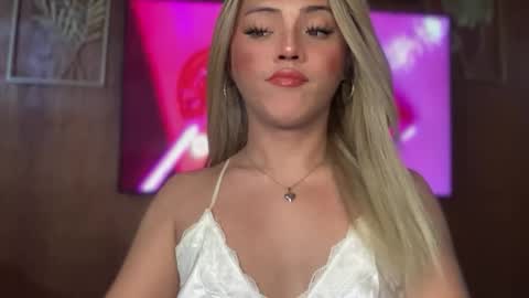 Miss Cali online show from January 2026 07:41:01 PM