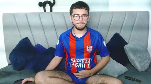 Zack  online show from October 2025 05:17:02 AM