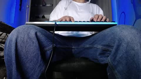 Zac Freelance model online show from February 2025 06:13:01 PM