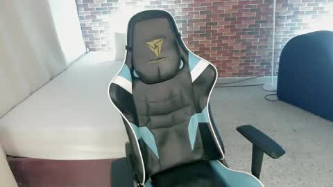 ZACARIAS online show from September 2025 03:39:01 AM