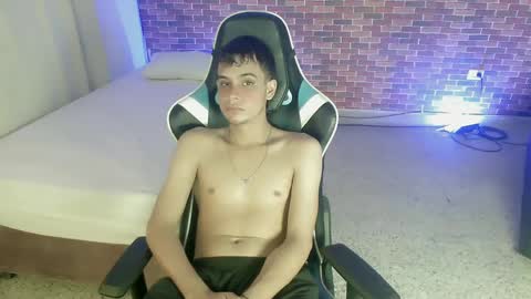 ZACARIAS online show from September 2025 03:53:01 AM