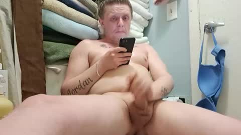 zachslime472 online show from February 2026 09:47:02 AM