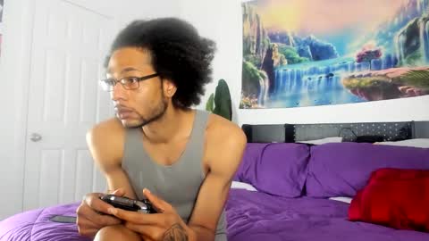 Snapshot of zack_piphermax chatting on April 2026 01:17:02 AM Zack Pipher online show from April 2026 01:17:02 AM