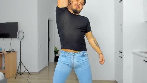 Zack online show from March 2025 01:21:01 AM