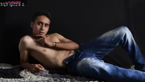 Snapshot of zackdriussyx chatting on February 2025 11:06:02 PM zackdriussyx online show from February 2025 11:06:02 PM
