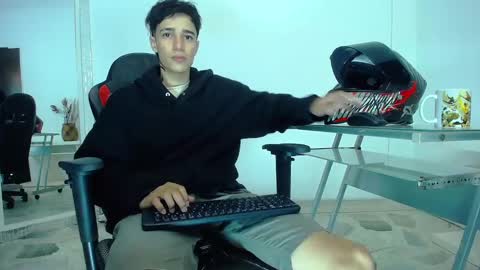 Snapshot of zacktk7 chatting on December 2024 11:13:02 PM zack online show from December 2024 11:13:02 PM