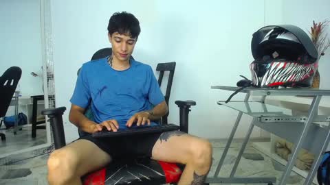 Snapshot of zacktk7 chatting on January 2025 08:03:02 PM zack online show from January 2025 08:03:02 PM