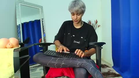 Snapshot of zacktk7 chatting on February 2025 11:59:02 PM zack online show from February 2025 11:59:02 PM