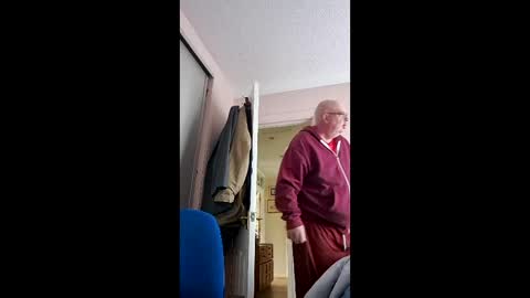 Snapshot of zacsmithuk chatting on February 2026 01:07:01 PM Zac Smitj online show from February 2026 01:07:01 PM