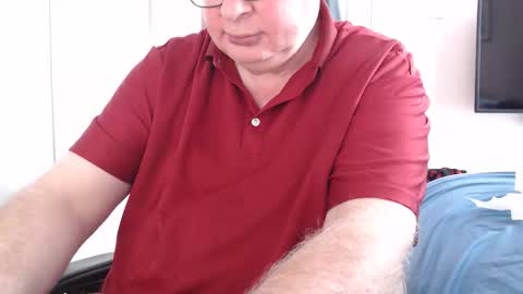 Snapshot of zacsmithuk chatting on April 2026 09:54:01 AM Zac Smitj online show from April 2026 09:54:01 AM