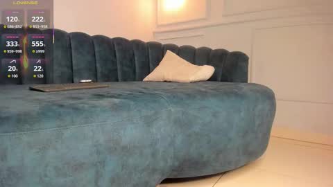 Snapshot of zafiiro_20 chatting on March 2026 07:39:01 PM Zafiro online show from March 2026 07:39:01 PM