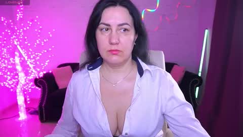 Zafiramoonn online show from February 2026 07:29:01 AM