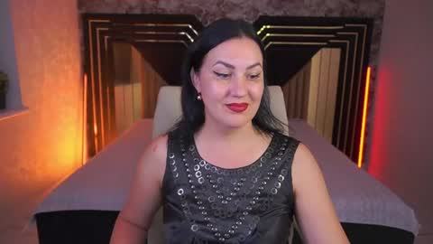 Snapshot of zafiramoonn chatting on June 2026 09:03:02 PM Zafiramoonn online show from June 2026 09:03:02 PM