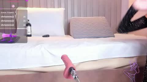 Snapshot of zafiro11_ chatting on February 2026 06:40:02 AM Zafiro online show from February 2026 06:40:02 AM