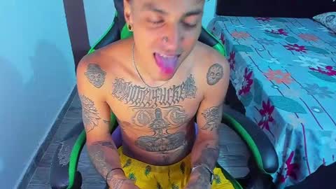 Snapshot of zafirocum chatting on June 2026 11:59:01 AM BiG Zafiro online show from June 2026 11:59:01 AM