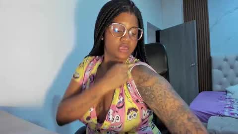 zahra_rose online show from December 2025 10:25:02 PM