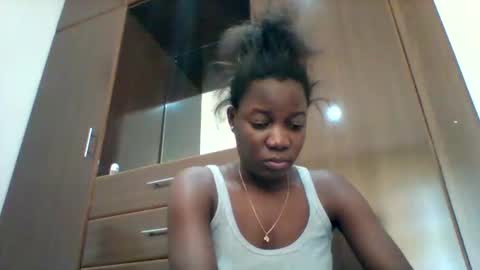 Snapshot of zainxxxx chatting on April 2026 08:57:02 AM zainxxxx online show from April 2026 08:57:02 AM